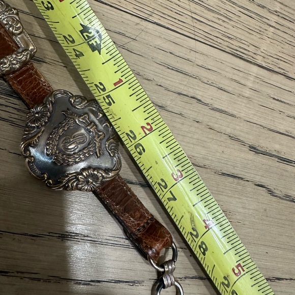 Vintage 1993 Brighton Silver Cameo Concho Medallion Brown Leather Belt - Picture 7 of 8